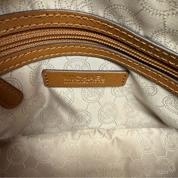 Michael Kors Brown Crossbody chain purse - Picture 13 of 16